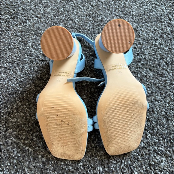 Blue Heels - Picture 3 of 3